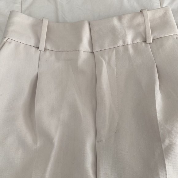 Two pairs of dress slacks. Zara. Size. XS one has tags - Picture 2 of 6